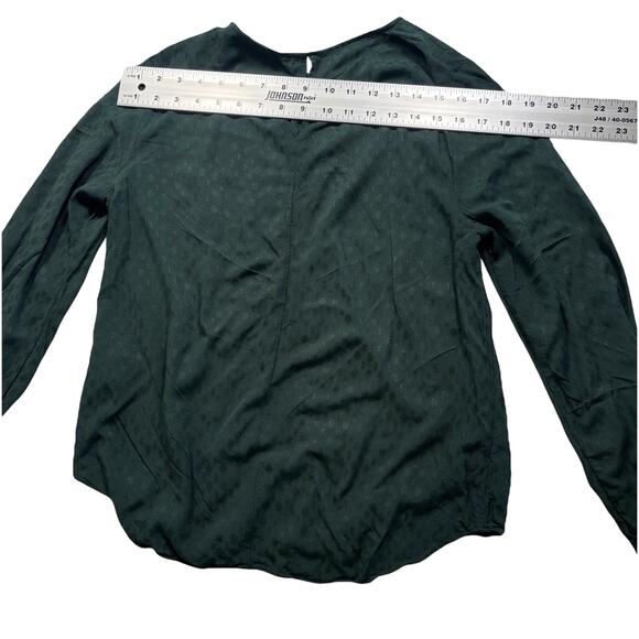 H&M Green Blouse Viscose Long Sleeve Elastic Top Blouse Women’s Size 6 (291) - Picture 4 of 8